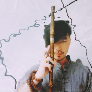 武警小哥Gry的爸爸叫什么
